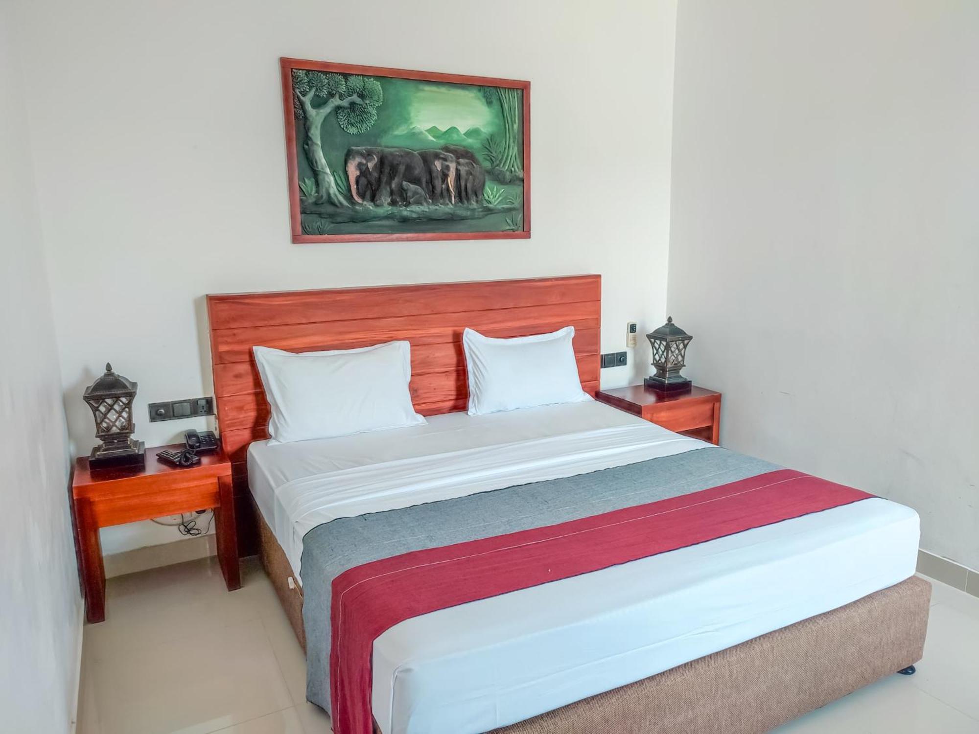 Hotel Elephant Park - New Deal! Half Off Airport Pickups Available Pinnawala  Εξωτερικό φωτογραφία